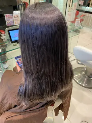 ミディアム mori by little所属・デザインカラー✨新倉 佑奈のヘアスタイル