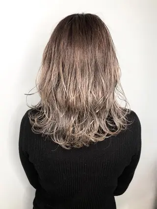 セミロング カラー パーマ ヘアアレンジ 酸性縮毛矯正のプロ 杉山玲介のヘアスタイル