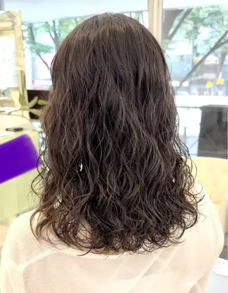 ミディアム パーマ 根本 剛史のヘアスタイル