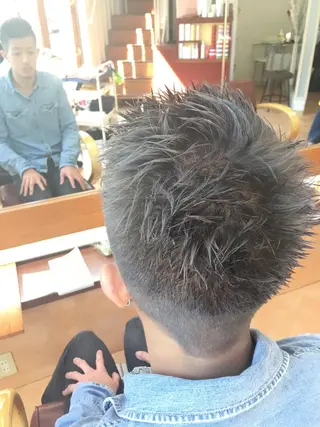 メンズ ダブルカラー🎉 ハイトーン🎉スドウのヘアスタイル