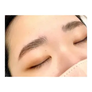 アイブロウ 深澤 真愛のマツエク・マツパデザイン