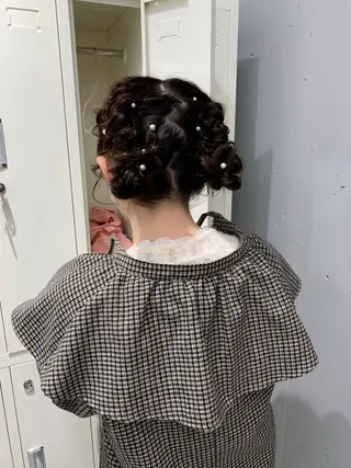 セミロング カラー ヘアアレンジ 卒業式ヘアセット🎀 ヘアアレンジのヘアスタイル