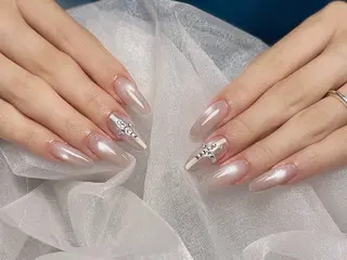 ネイル Elin Maggieのネイルデザイン