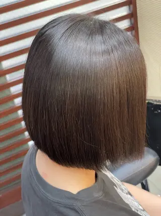 ミディアム アリヤマ メイカのヘアスタイル