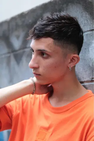 ショート カラー パーマ メンズ 平内 賢人のヘアスタイル