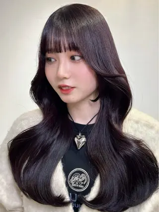 ロング まなり See.のヘアスタイル