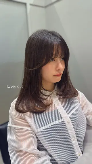 セミロング レイヤー/髪質改善カ ラ-🤍津田奈々美‎のヘアスタイル