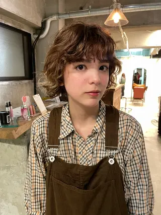 ショート カラー パーマ パーマ/レイヤー 岩山丈一郎のヘアスタイル