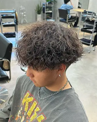 ショート TWIN【トゥイン】所属・👑似合わせレイヤー /メンズパーマ👑のヘアスタイル