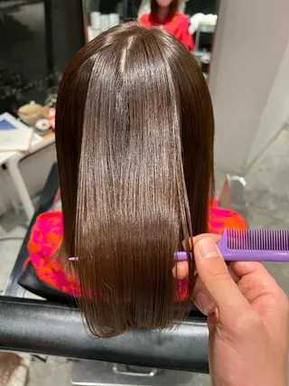 ミディアム CHARLES DESSIN所属・神宮前 ／吉田日和のヘアスタイル