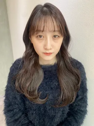 セミロング 岸本 理希のヘアスタイル