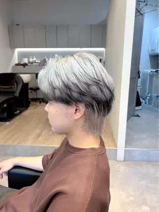 ショート カラー メンズ Le  soup所属・粟田 剛史のヘアスタイル