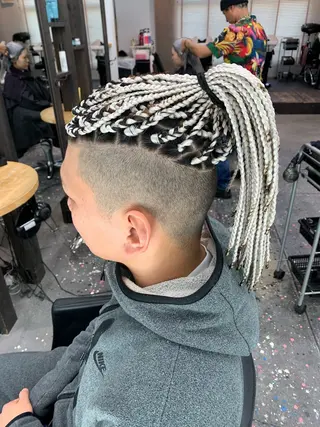 ミディアム ヘアアレンジ メンズ Lehua   (レフア)所属・MEI/ブレイズ/ コーンロウ/茅ヶ崎のヘアスタイル