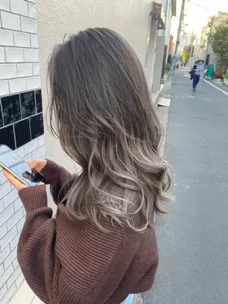 ロング カラー シェアサロン salowin所属・✨ブリーチなし透明感 カラー🥇ユースケのヘアスタイル