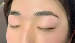 メンズ アイブロウ 39hair所属・小久保 秀香のマツエク・マツパデザイン
