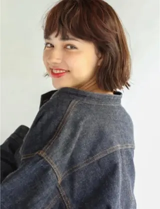 ショート カラー ボブ/レイヤー/艶 🦕risa 森下のヘアスタイル