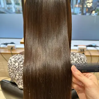 ロング Geniee horie所属・ともや 髪質改善縮毛矯正のヘアスタイル