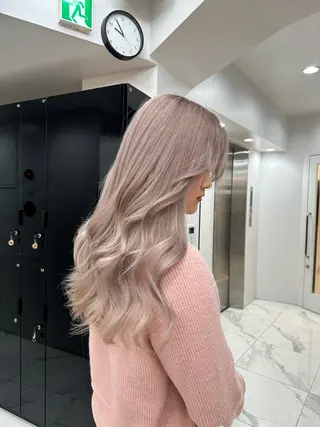 ロング カラー ZYNX所属・MAHIRO/複雑 履歴/ハイトーンのヘアスタイル