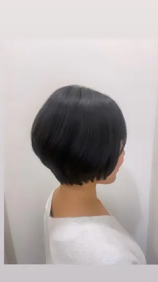 ショート 🎀透明感カラー 🐈ナズナのヘアスタイル