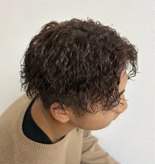 ショート パーマ メンズ 中澤 衿葉のヘアスタイル