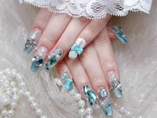 ネイル 🎀彩羽チップ 長さだし専門🎀のネイルデザイン