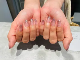 ネイル mamAsIenne所属・深沢 せいなのネイルデザイン