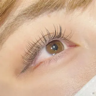 マツエク・マツパ トップアイリスト やつだ🐩のマツエク・マツパデザイン