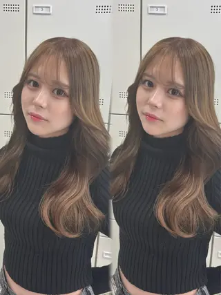 ロング 韓国ヘア/ブリーチ無 しWカラー/オリーブのヘアスタイル