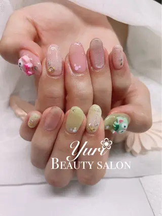 ネイル yuni所属・Nail salon yuriのネイルデザイン