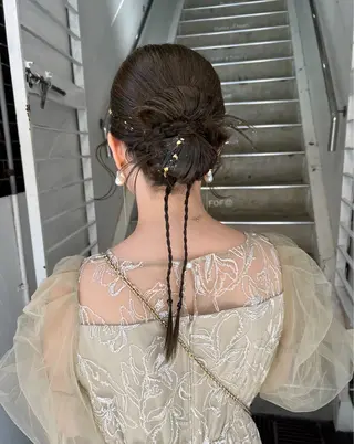 セミロング カラー ヘアアレンジ ツキノキ ミナのヘアスタイル