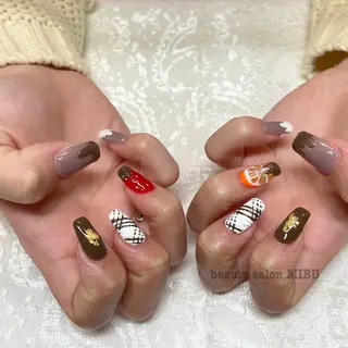 ネイル Sunny.Roa fujiのネイルデザイン