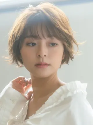 ミディアム カラー 🎀ハイトーン/レイ ヤー/Reina🎀のヘアスタイル