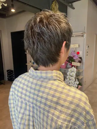 カラー メンズ ベージュ/グレージュ 恵比寿/丸山陽平のヘアスタイル