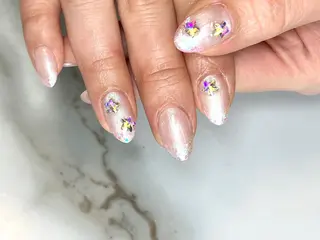 セミロング ネイリスト シンのネイルデザイン