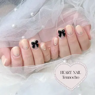 ネイル はあとねいる天王町店所属・HARUKA 🐼のネイルデザイン