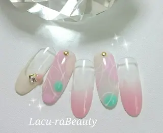 ネイル 小顔と腸の専門店 ラクーラビューティのエステ・リラクイメージ