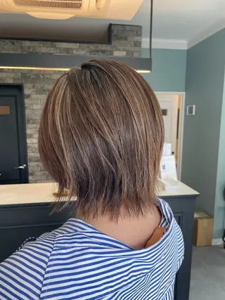ショート カラー Dia✂︎ 高澤優希のヘアスタイル