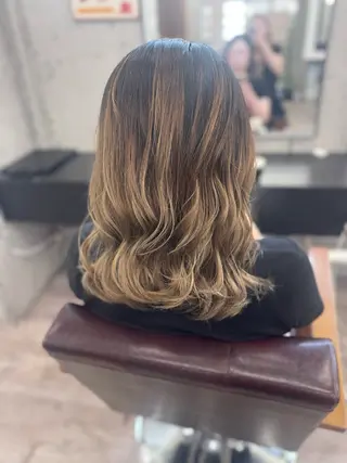 セミロング カラー moana大宮所属・mio ☆のヘアスタイル