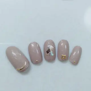 ネイル 爪工房ぱるっこ所属・川岡 香を里のネイルデザイン