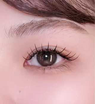 マツエク・マツパ SALON VILLAGE所属・cherien 梅津のマツエク・マツパデザイン