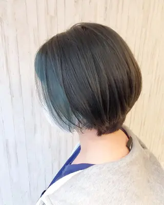 ショート カラー EARTH 池田 雄太のヘアスタイル