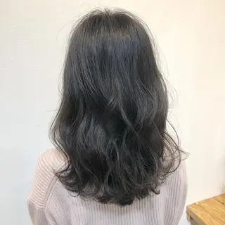 セミロング カラー 髪質改善ストレー ト指名NO.1林駿希のヘアスタイル