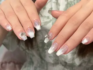 ネイル L u n a ☺︎のネイルデザイン