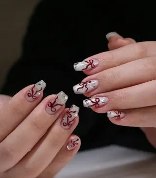 ネイル Baku Nailsのネイルデザイン