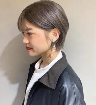 ショート カラー SALOWIN梅田茶屋町店所属・ウルフレイヤーカット /チヒロのヘアスタイル