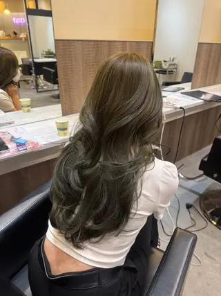 ロング カラー 韓国ヘア🇰🇷 YUKINAのヘアスタイル