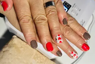 ネイル nail Beeのネイルデザイン