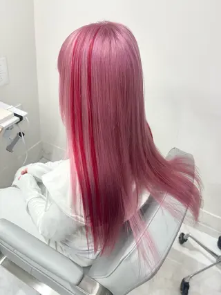 ロング カラー ヘアアレンジ 🩶【推しハイトーン 】yuzu🩶のヘアスタイル