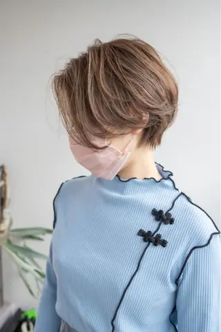 ショート カラー ショート/レイヤー なら石井知希のヘアスタイル