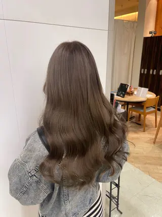 ロング カラー ヘアーメイクWILL 西宮店所属・WILL西宮 藤原 佳奈/髪質改善/艶髪のヘアスタイル